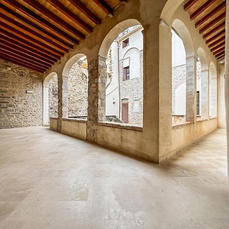 Besalú 11 Moderno apartamento con AC en la plaza Exterior foto